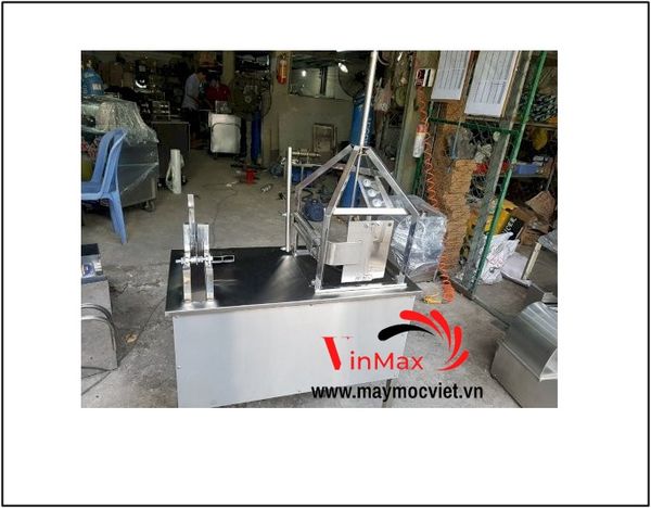 Máy gọt vỏ dừa Kawasaki VMCC750