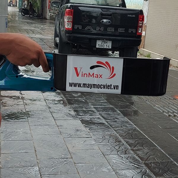 Máy hái chè mini chạy pin thế hệ mới  không thấm nước VMHC24