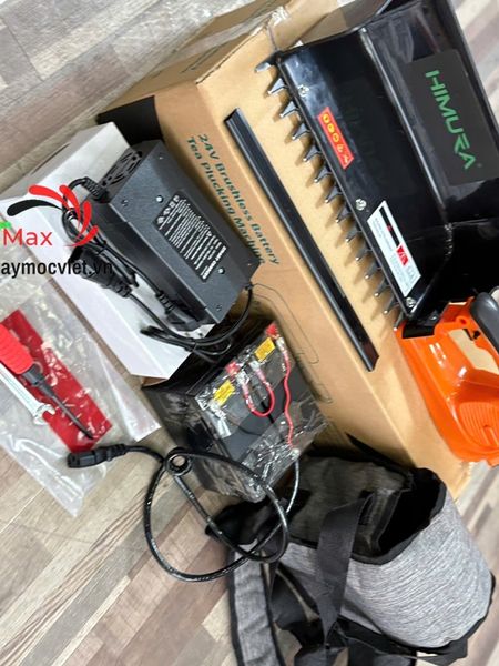 Máy hái chè dùng pin lithium 24V Himura 26 răng H26
