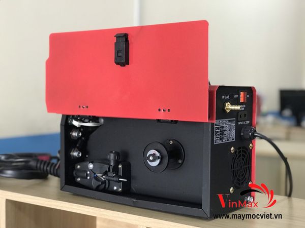 Máy hàn Mig Btec MIG200F4