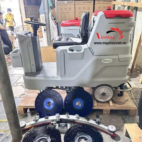 Máy Chà Sàn Ngồi Lái HiClean A860