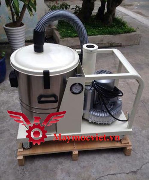 Máy hút bụi công nghiệp 3 pha Hiclean HC220
