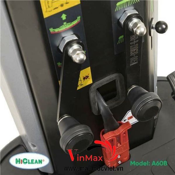 Máy chà sàn liên hợp ngồi lái HiClean A60B