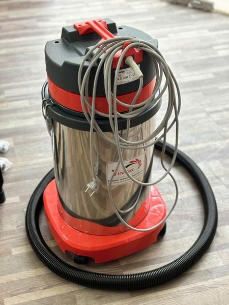 Máy hút bụi gia đình 30 lít Kumisai KMS30
