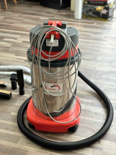 Máy hút bụi gia đình 30 lít Kumisai KMS30