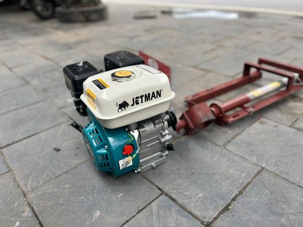 Máy bơm hút bùn, chất thải, hút cát cần cứng động cơ xăng 6.5HP VMB65