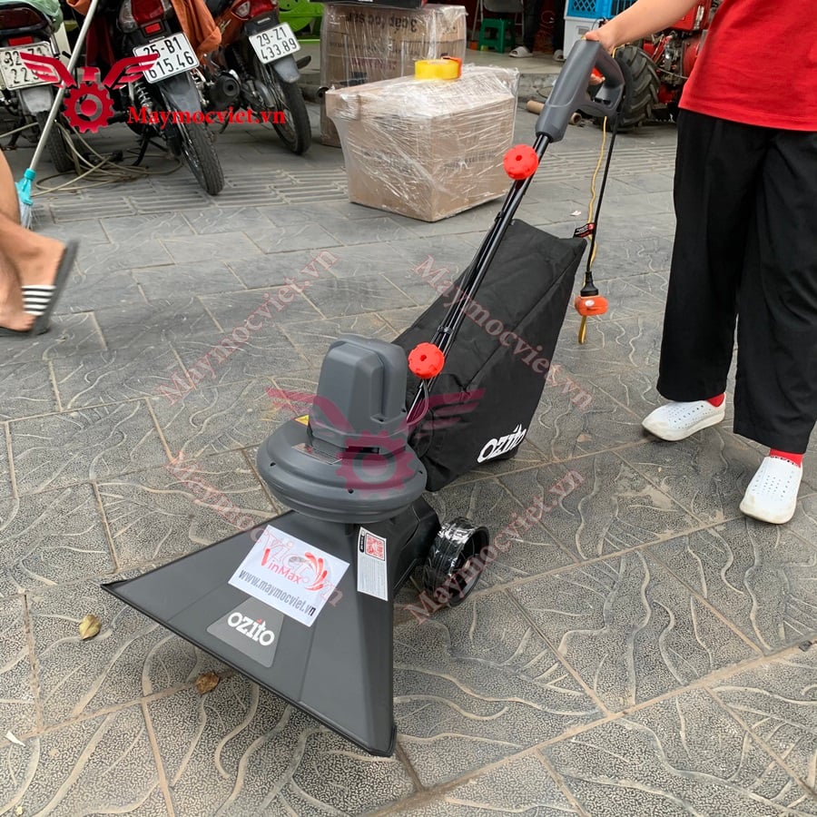 Ozito 1600w 2024 electric garden vacuum