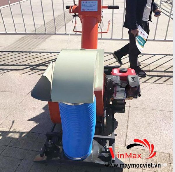 Máy hút hạt đóng bao tự hành Turbo TBH170