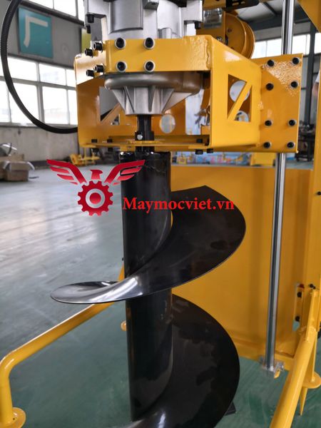 Máy khoan đất Kawasaki 7HP-KD có khung giá đỡ