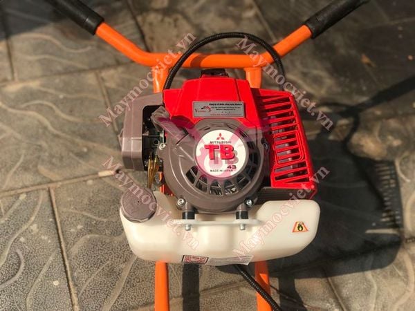 Máy khoan đất khung chữ X Mitsubishi TB43
