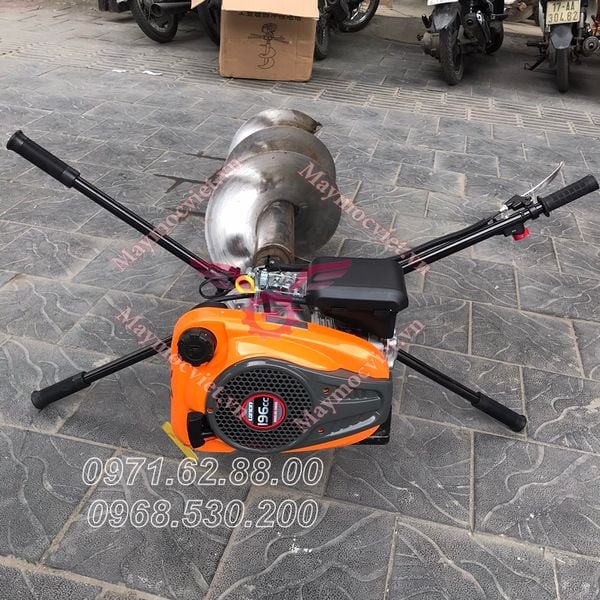 Máy khoan đất trồng cây Kawasaki  KD7HP ( mũi khoan 1.2m)