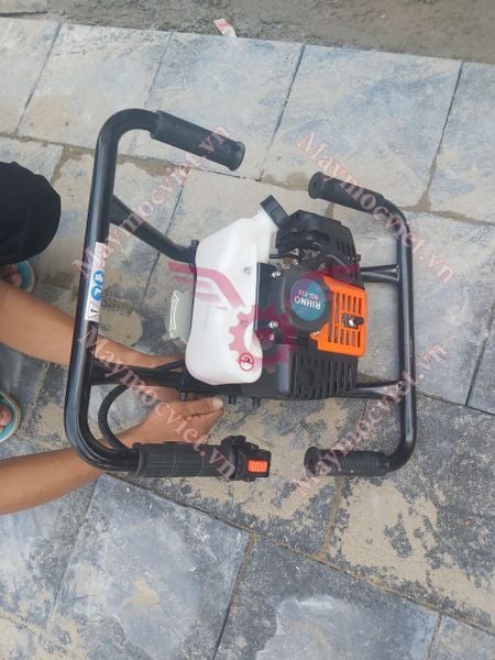 Máy khoan đất RHINO 720 công suất 2kw