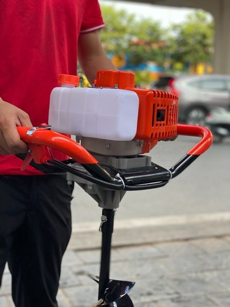 Máy khoan đất Turbo TBD52