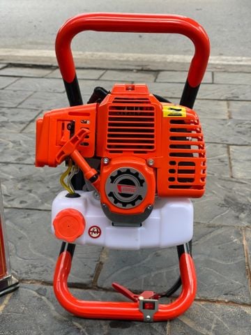 Máy khoan đất Turbo TBD52