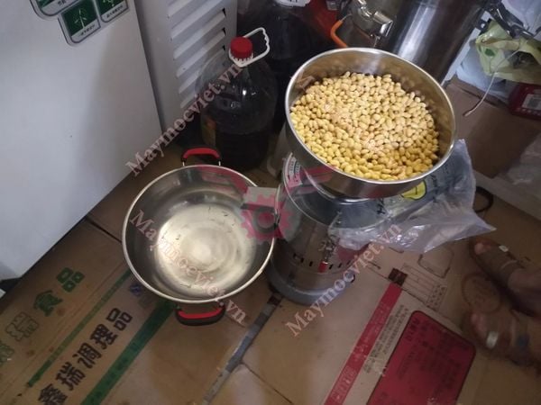 Máy làm sữa đậu nành Vinmax SMI25