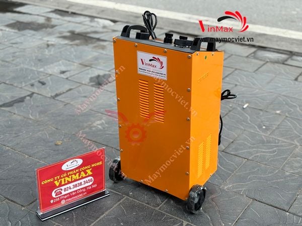 Máy nạp ắc quy và khởi động đề Turbo TB630 ( điện 1 pha )