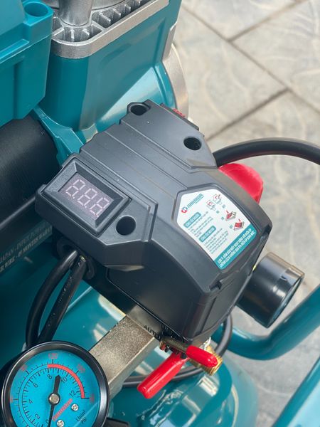 Máy Nén Khí Không Dầu Nakawa 3750W NK-BH5050PRO 50L