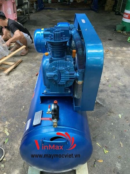 Máy nén khí dây đai Puma 10HP 230L 3 pha