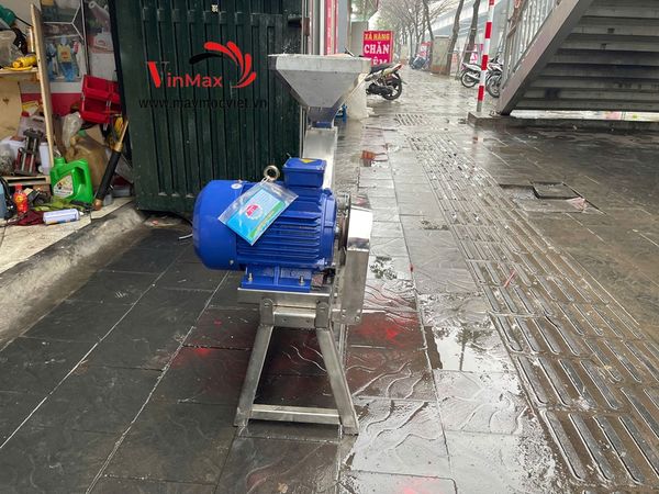 Máy nghiền thảo dược, nấm linh chi chất liệu inox điện 3 pha Vinmax NTD5500