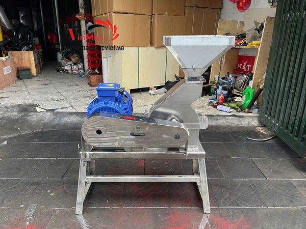 Máy nghiền thảo dược, nấm linh chi chất liệu inox điện 3 pha Vinmax NTD5500