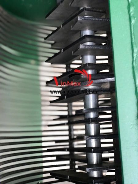 Máy nghiền đất, phân bò đóng bầu ươm 3 pha 48 búa Turbo TBN348