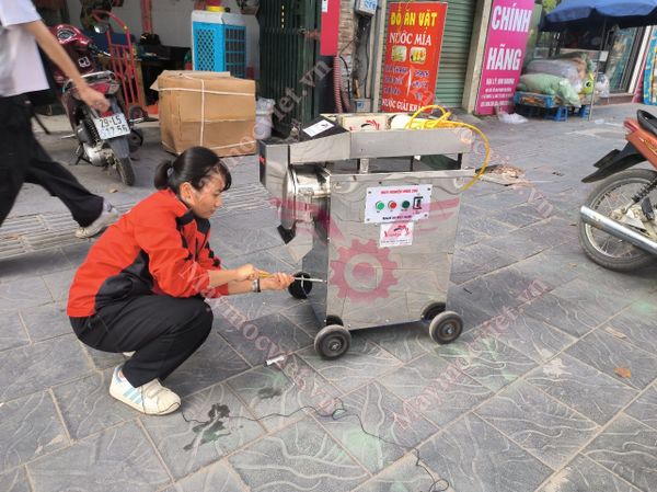 Máy nghiền dược liệu siêu mịn Vinmax VMN1530