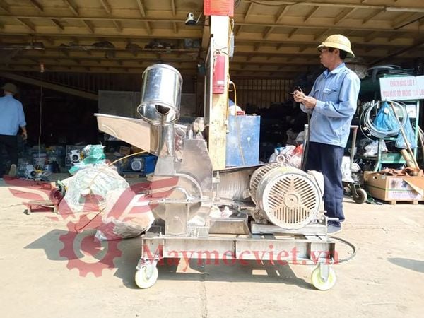 Máy nghiền bột, thảo dược 18 búa inox VMN18