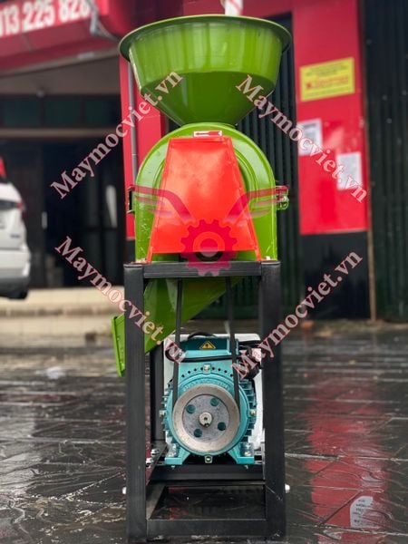 Máy nghiền thức ăn chăn nuôi,máy nghiền cám bột motor 2.2kw VM N22