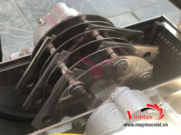 Máy nghiền bột, dược liệu 15 búa Vinmax VMN3000