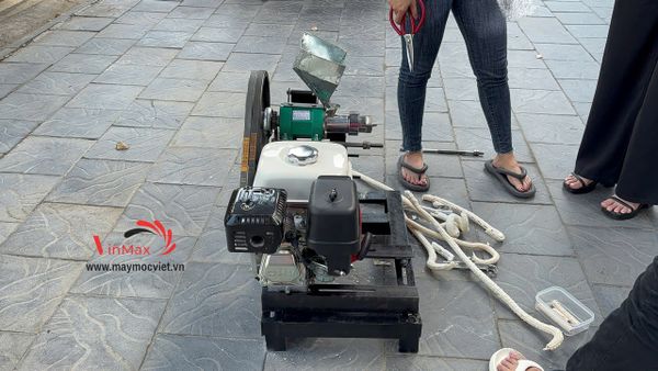 Máy nổ bỏng gạo chạy xăng với động cơ Honda GX200