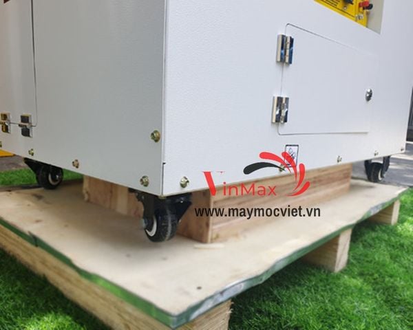 Máy phát điện Bamboo BmB 12000EX (10KW xăng)