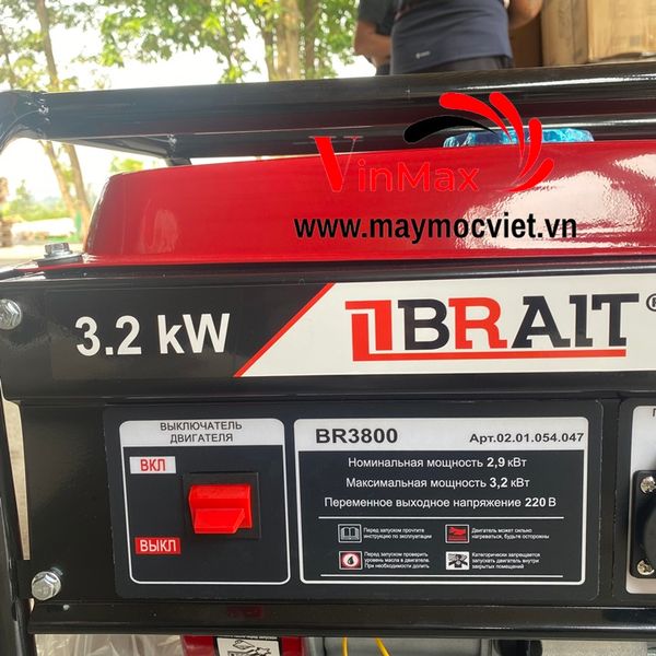 Máy phát điện chạy xăng 3.2kw BRAIT BR3800