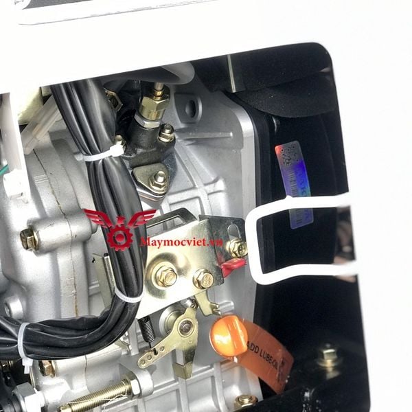 Máy phát điện 5KW dầu diesel Hakuda HKD 6500T