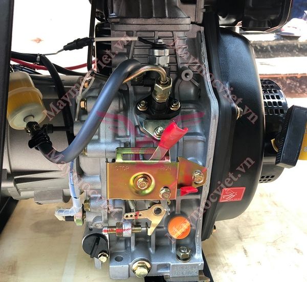 Máy phát điện 3kw chạy dầu Hyundai DHY36CLE