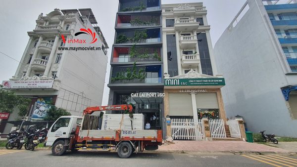 Máy phát điện 60KVA/48KW 3 pha công nghiệp chạy dầu Hyundai DHY65KSE