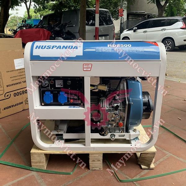 Máy phát điện chạy dầu 7kW Huspanda HD8500 đề nổ