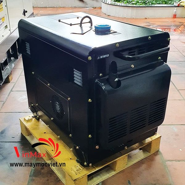 Máy Phát Điện Chạy Dầu Hyundai 5Kw DHY6000SE-3 3 Pha