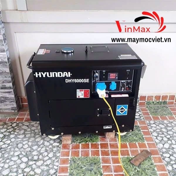 Máy phát điện HYUNDAI DHY6000SE Diesel