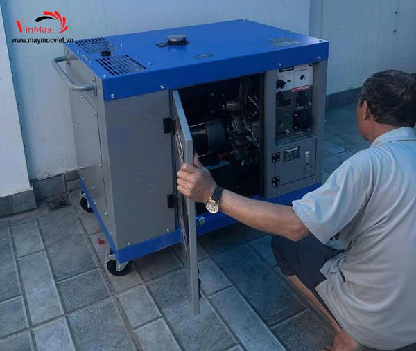 Máy Phát Điện chạy dầu 6kW Toshima T7500DE