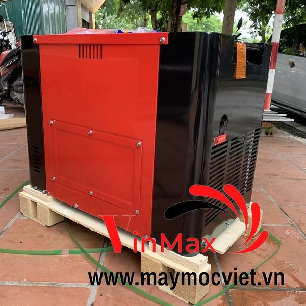 Máy Phát Điện Chạy Dầu 5Kw Yarmax YM6700T Siêu Cách Âm