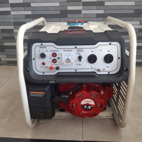 Máy phát điện xăng Zkubota 2kw đề nổ ZKB2900E