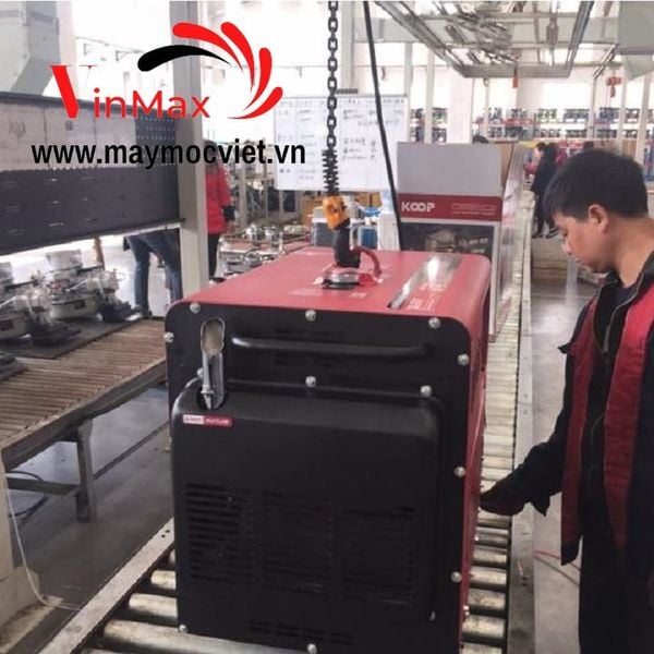 Máy Phát Điện Chạy Dầu 5Kw Koop KDF6700Q