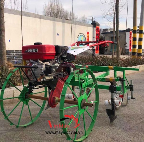 Máy phủ bạt, máy trải màng phủ dùng trong nông nghiệp TBB70