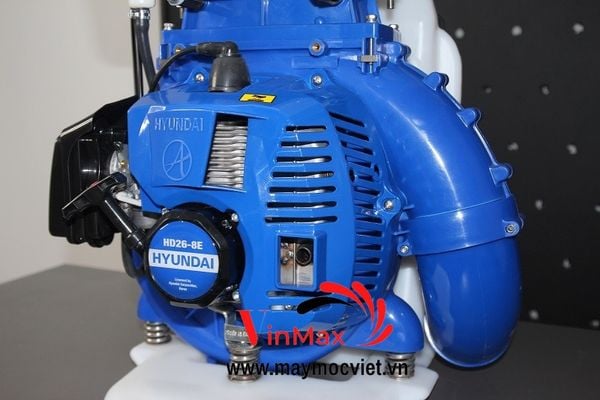 Máy phun đa năng Hyundai HD26-8E
