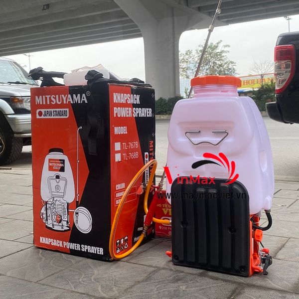 Máy phun thuốc 2 thì Mitsuyama TL768B