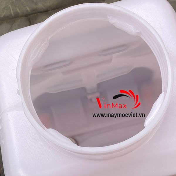 Máy phun thuốc 2 thì Mitsuyama TL768B