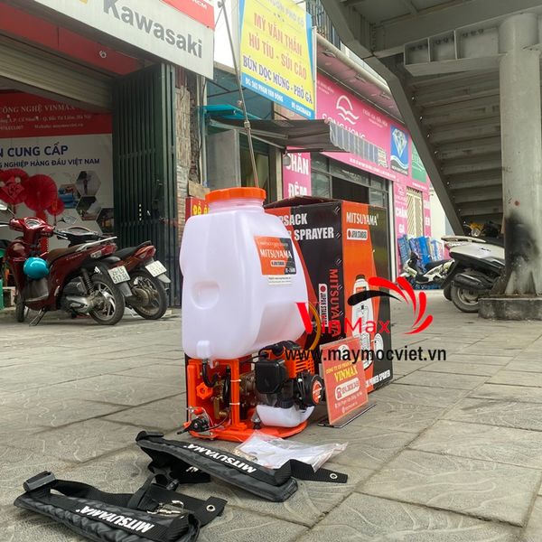 Máy phun thuốc 2 thì Mitsuyama TL768B