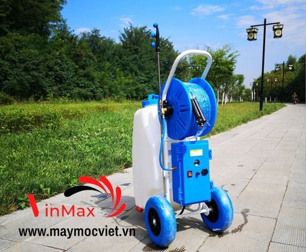 Máy phun thuốc di động dùng acquy Turbo TB45