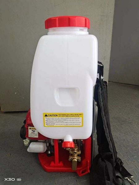 Máy phun thuốc trừ sâu 4 thì Z-Kubota