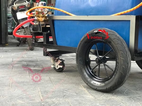 Máy phun thuốc công nghiệp thùng phi VMTP200D